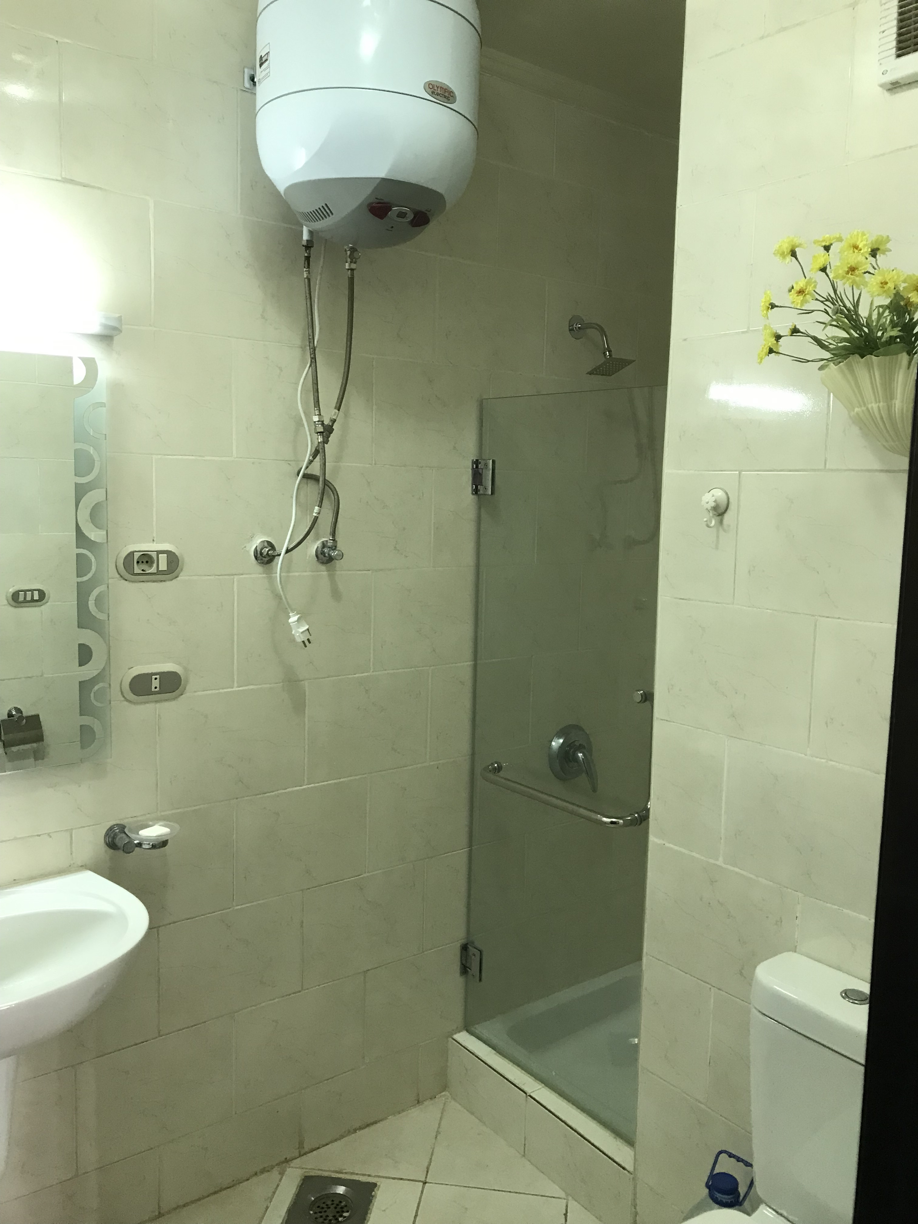 Renzo -   Property 305