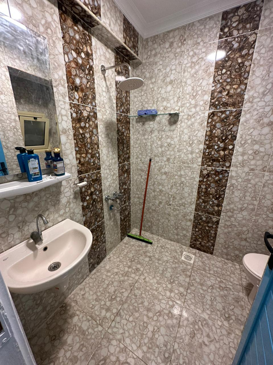 Renzo -   Property 840