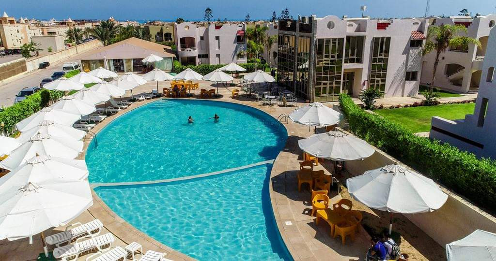 Renzo -   Single Room in Green Leaves North Coast