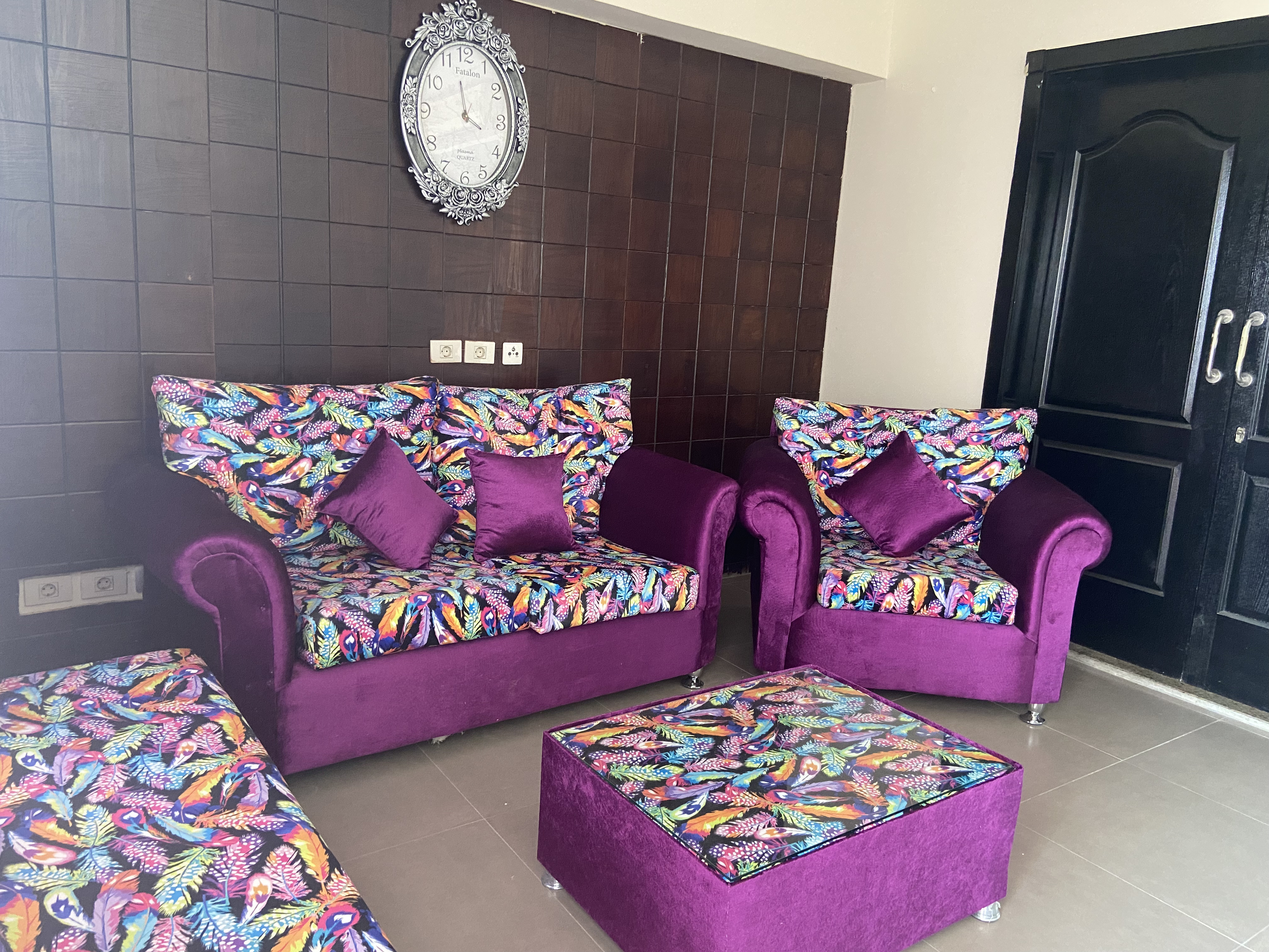 Renzo -   Property 818