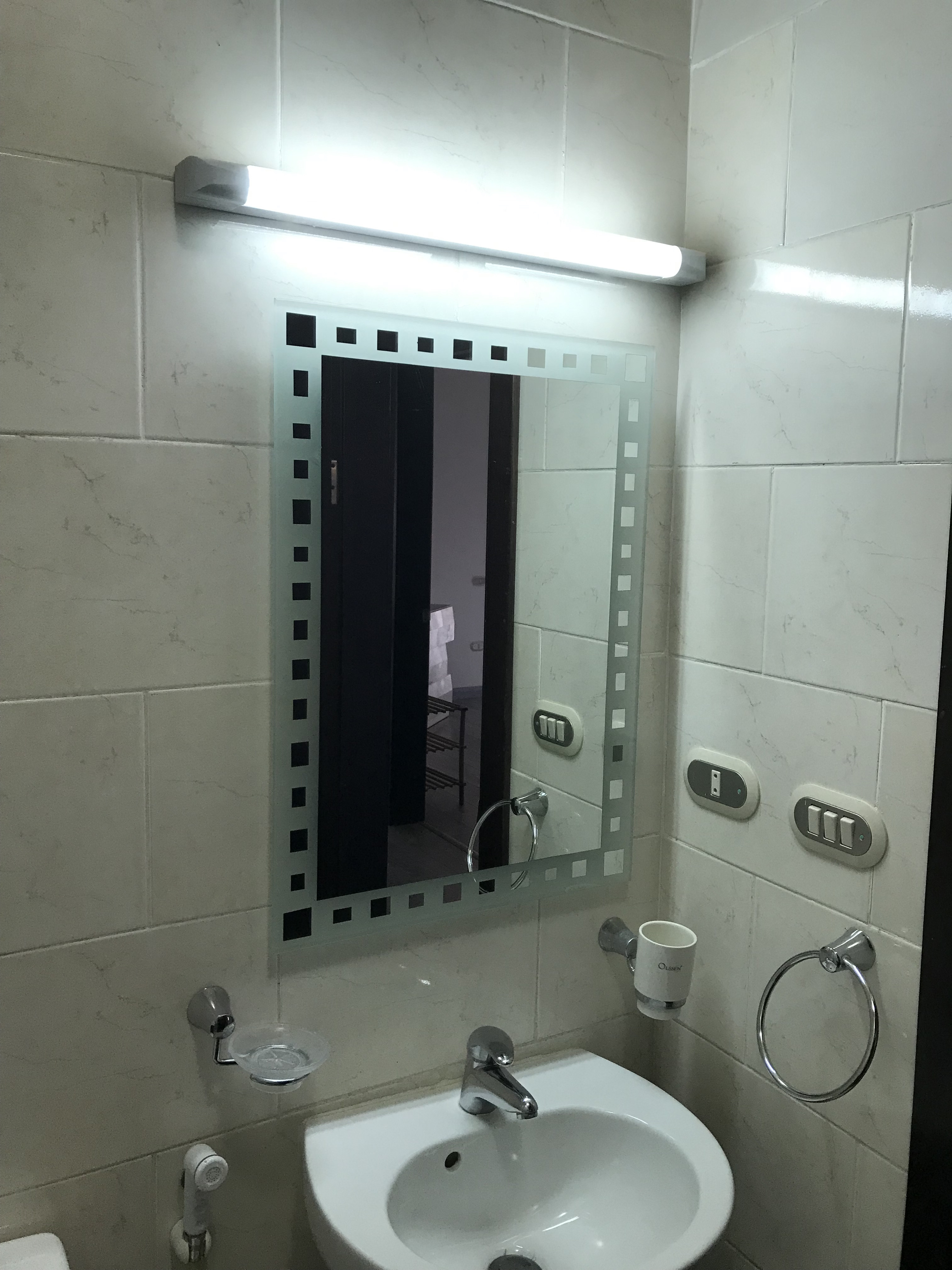 Renzo -   Property 305