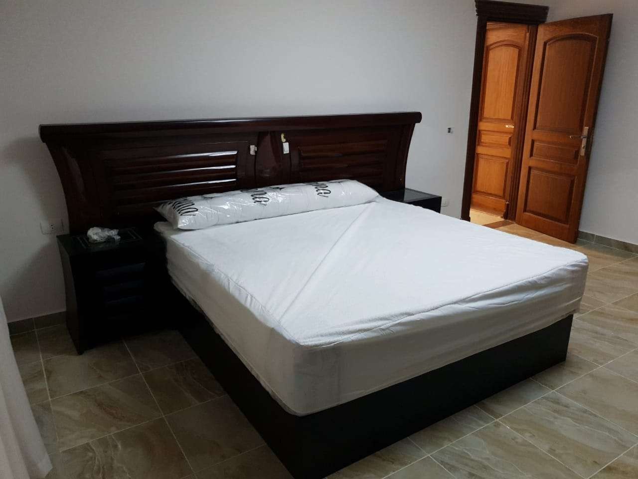 Renzo -   Property 24