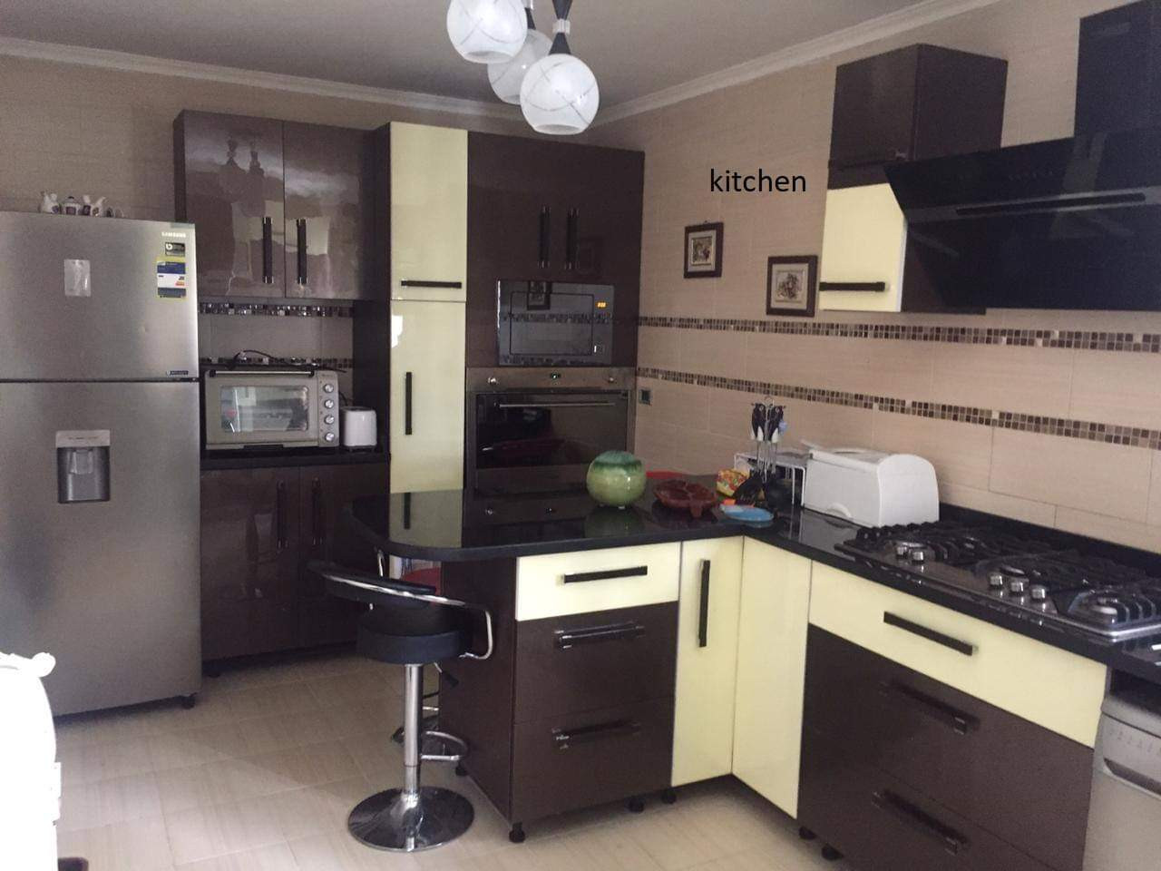 Renzo -   Property 874