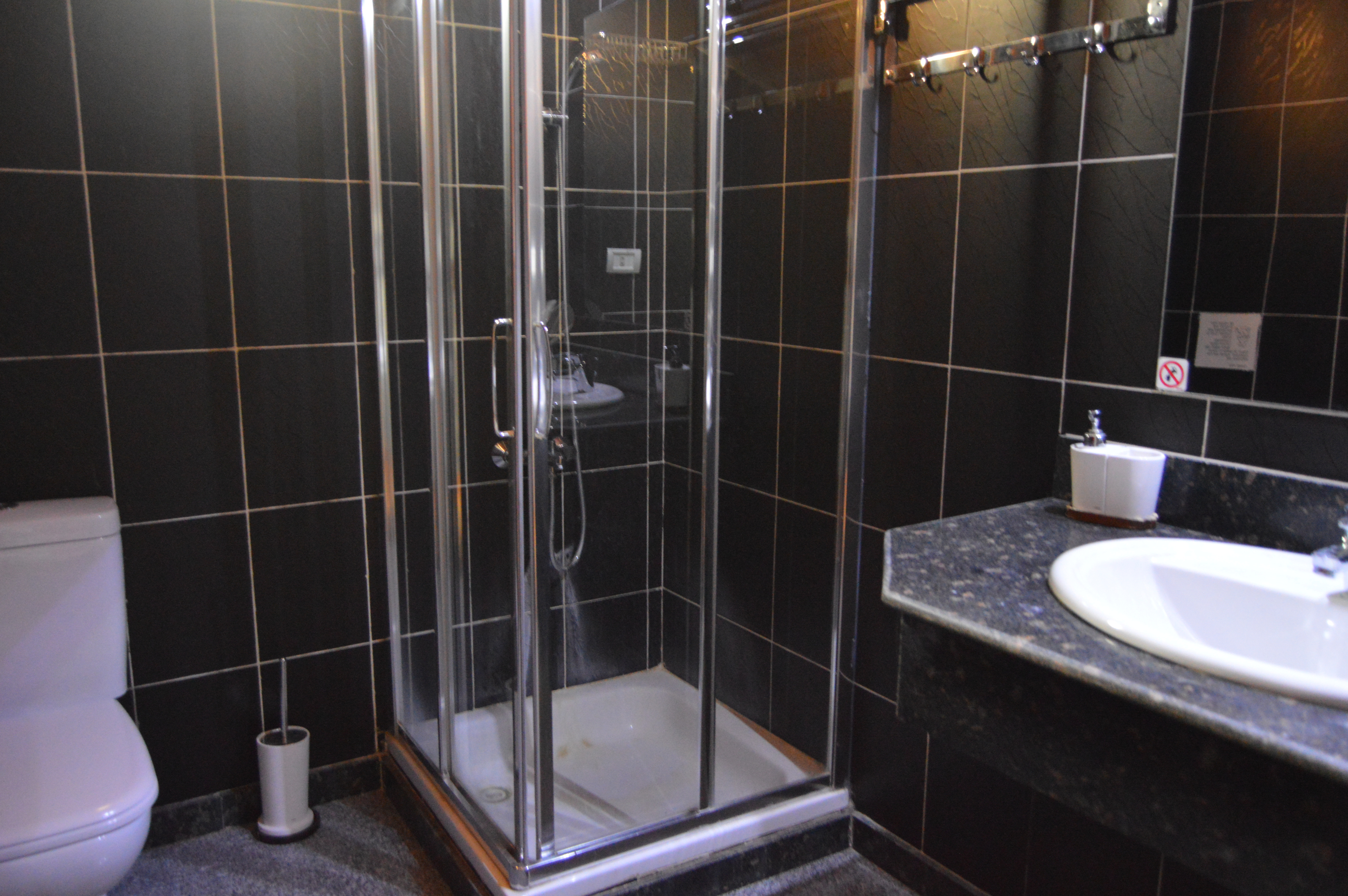 Renzo -   Property 41