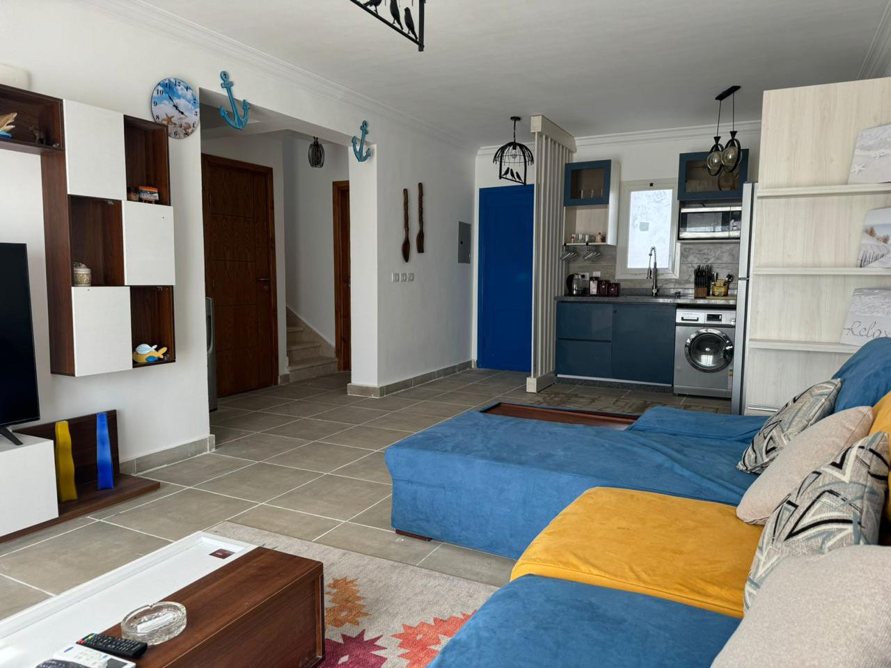 Renzo -   penthouse for rent in Mountain View north coast