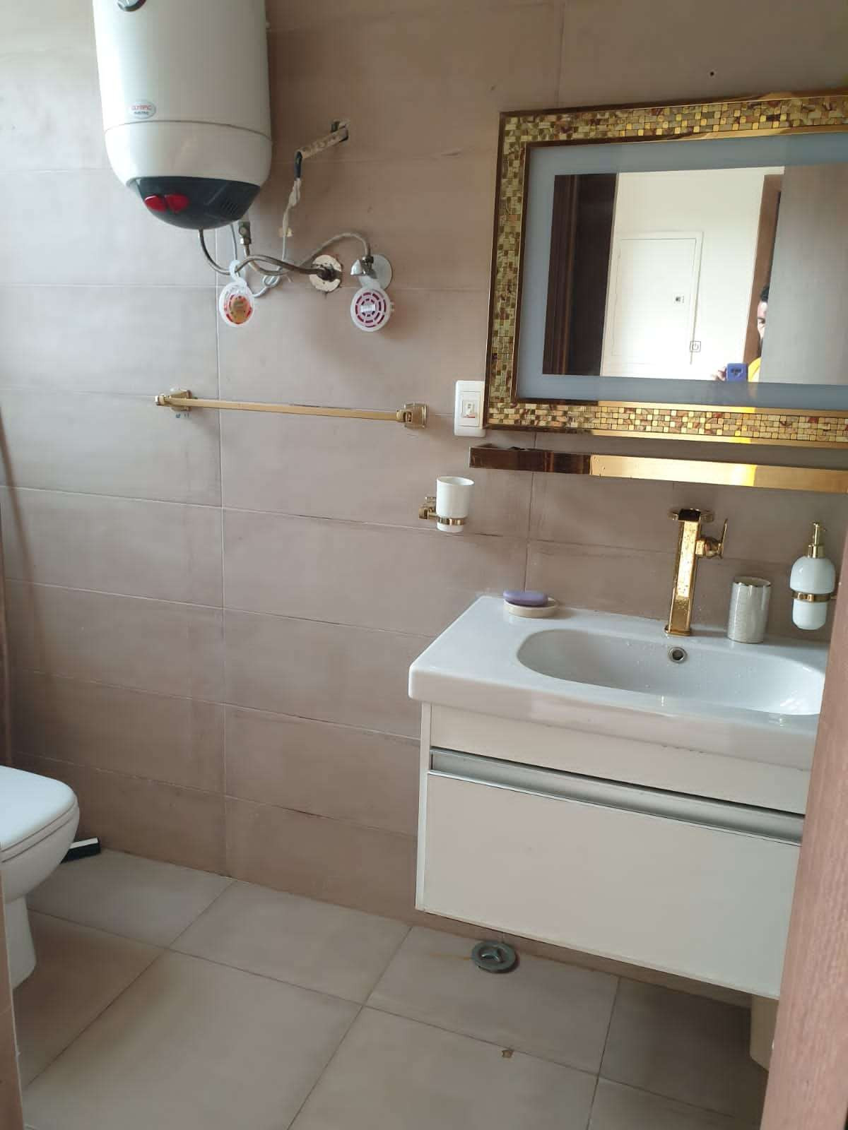 Renzo -   تاون هاوس مكيفه بالكامل