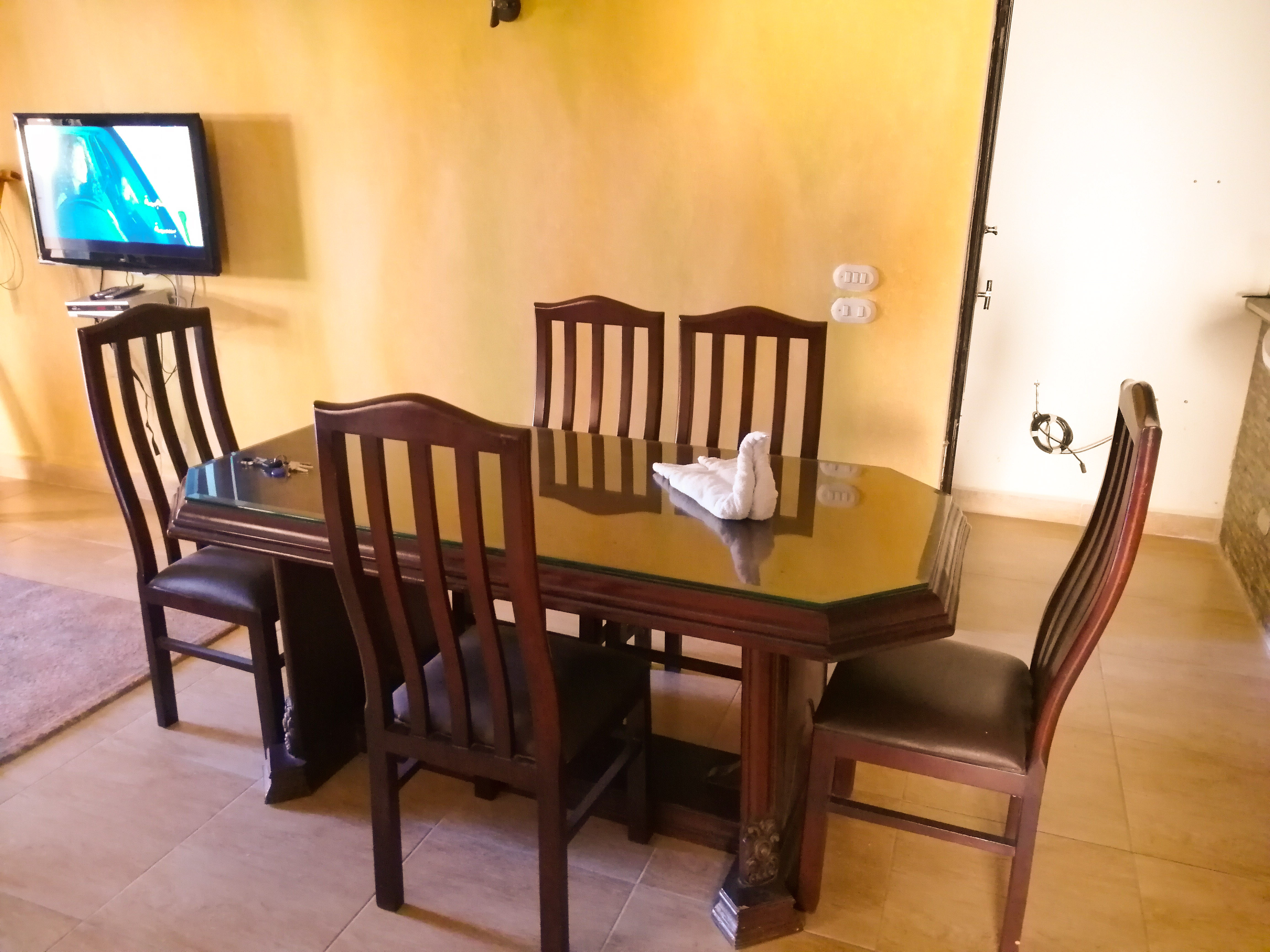 Renzo -   Property 127