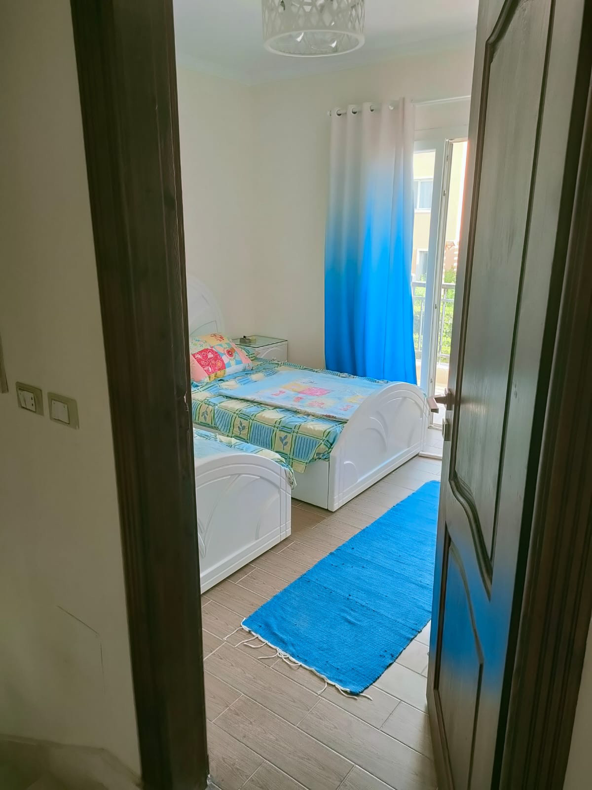 Renzo -   Twin House for Rent Mountain View