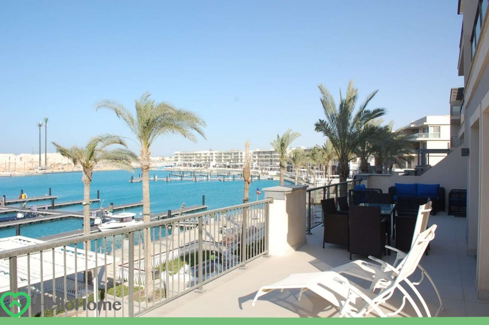 شالية 3 غرف فى مراسى للايجار