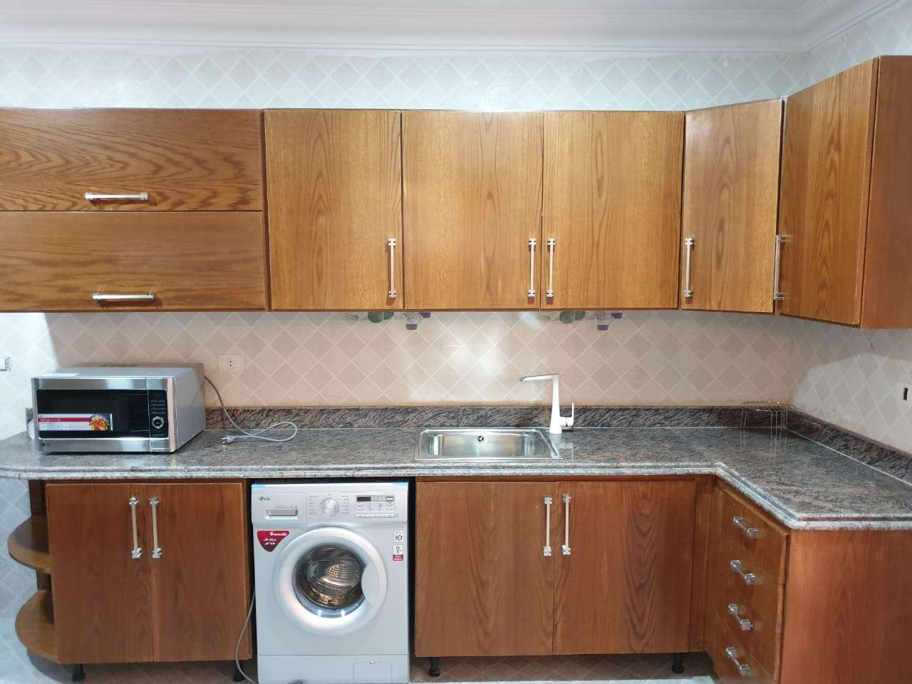 Renzo -   Property 24