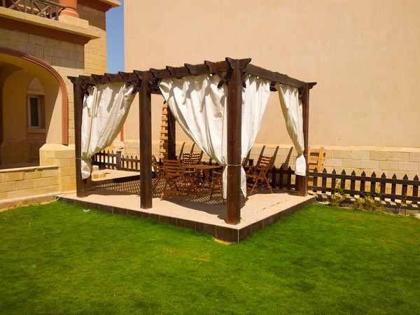 Renzo -   Property 127