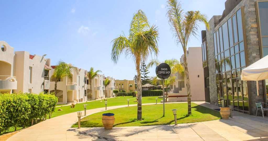 Renzo -   Single Room in Green Leaves North Coast