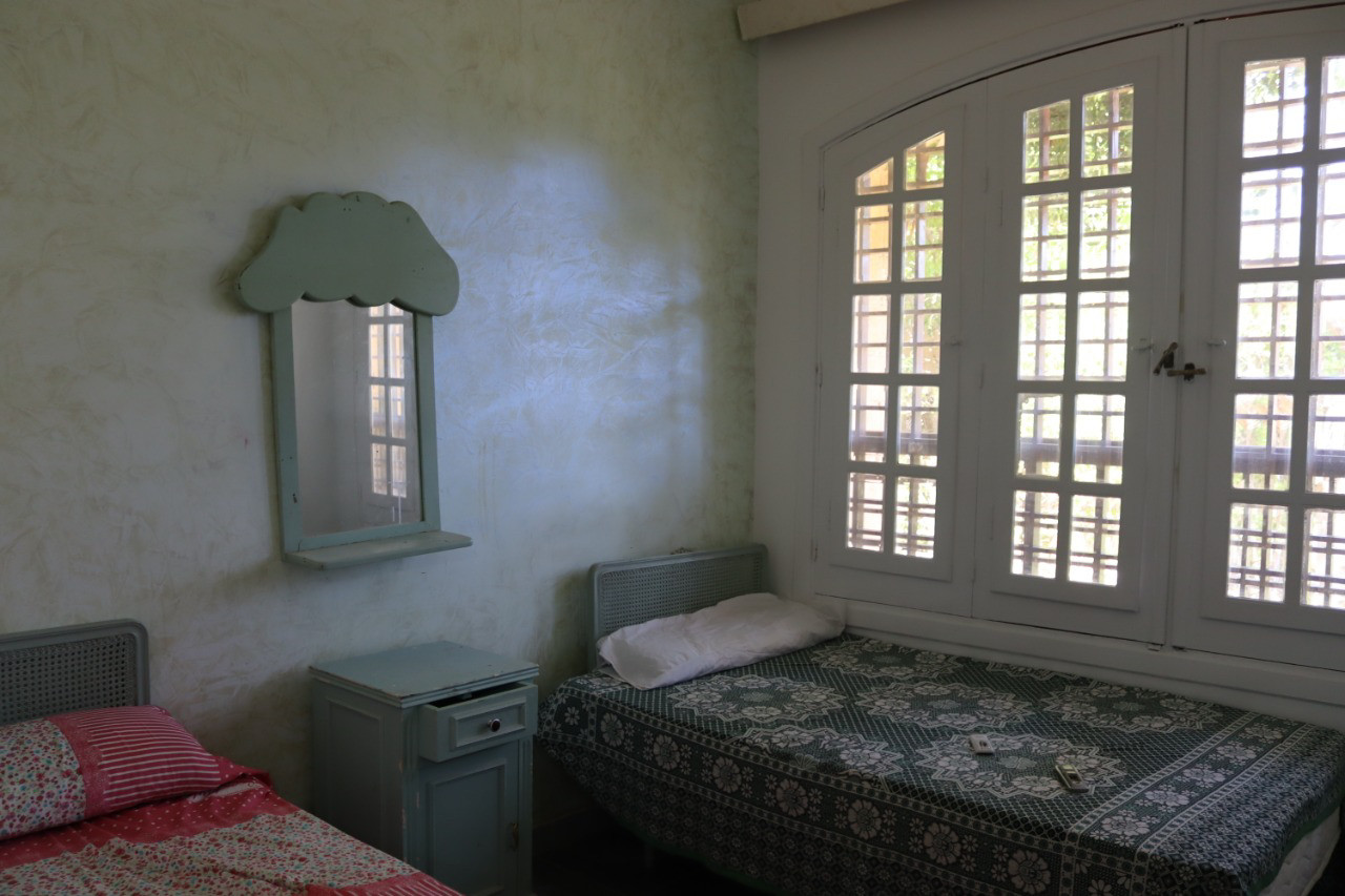 Renzo -   Property 63