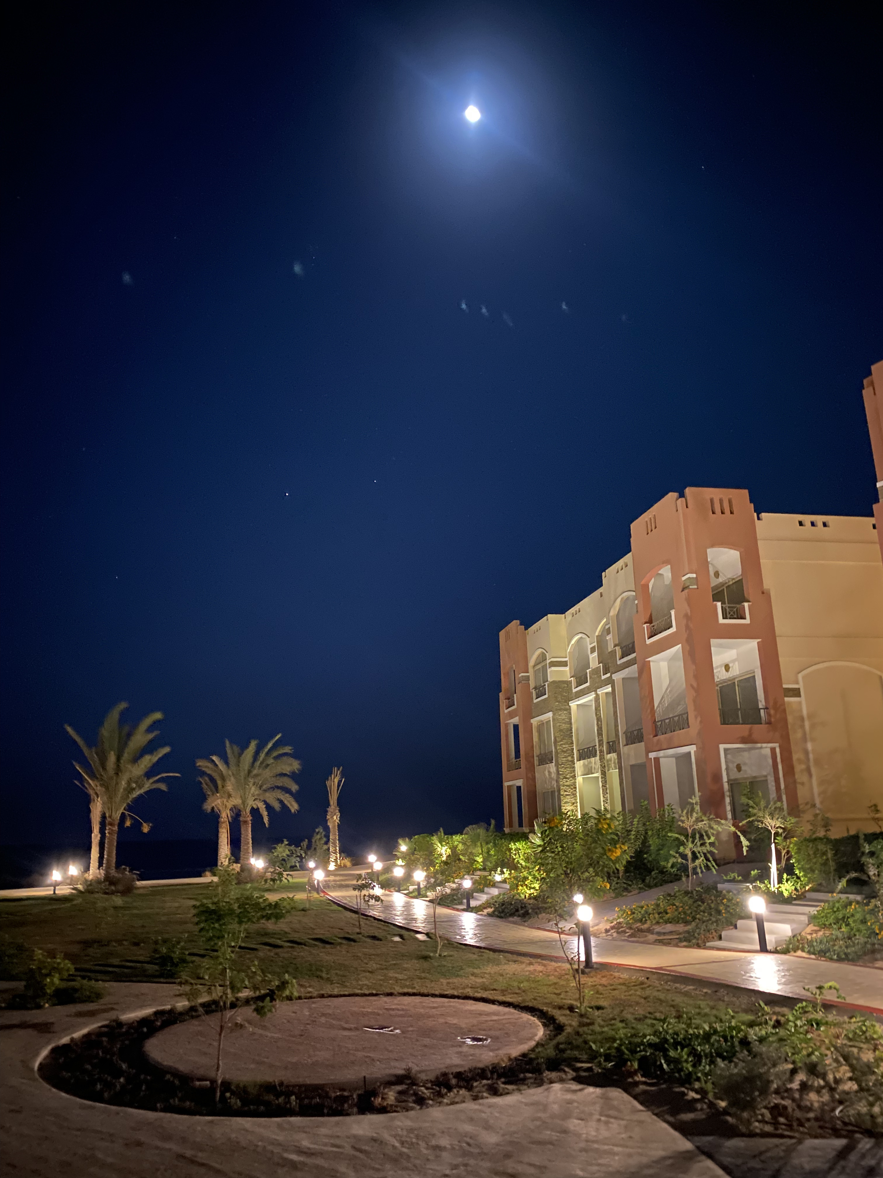 Renzo -   Property 827