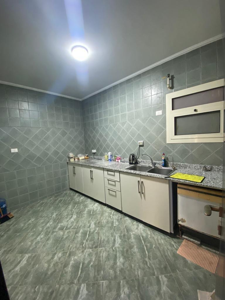 Renzo -   Property 194