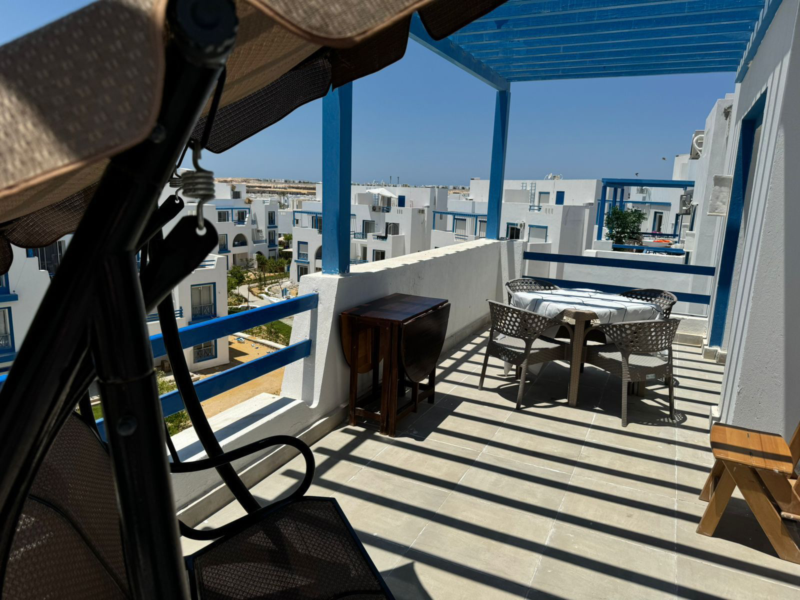 Renzo -   penthouse for rent in Mountain View north coast