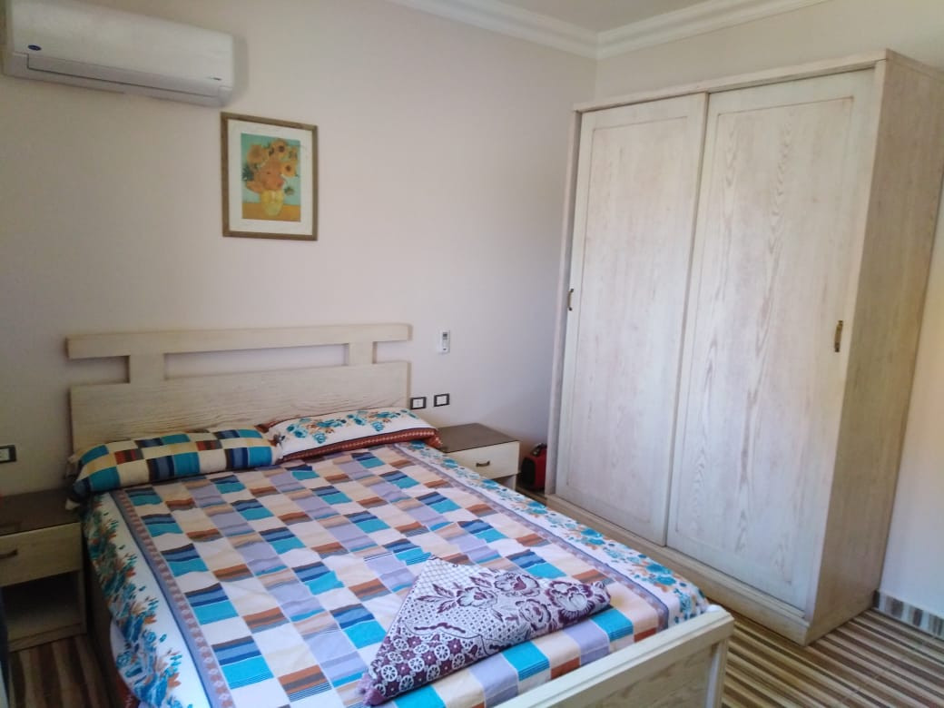 Renzo -   شاليه غرفة واحدة دور ارضي بحديقة خاصة