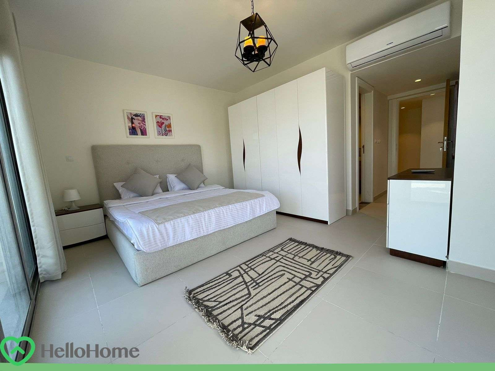 Renzo -   شالية 3 غرف فى مراسى للايجار