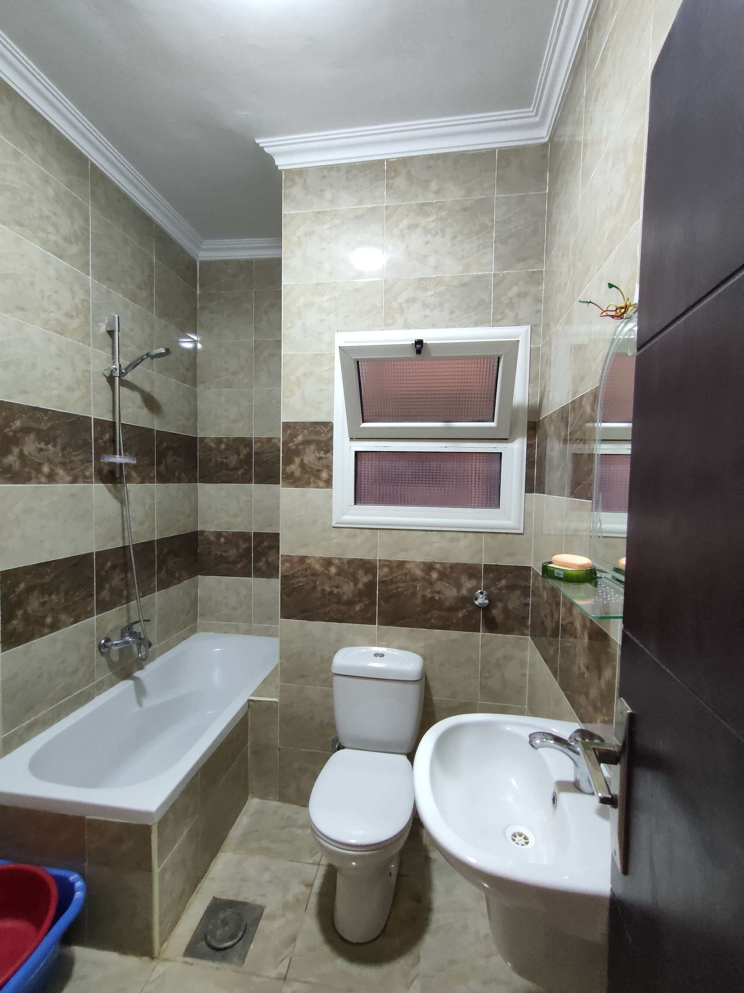 Renzo -   Nozha Beach