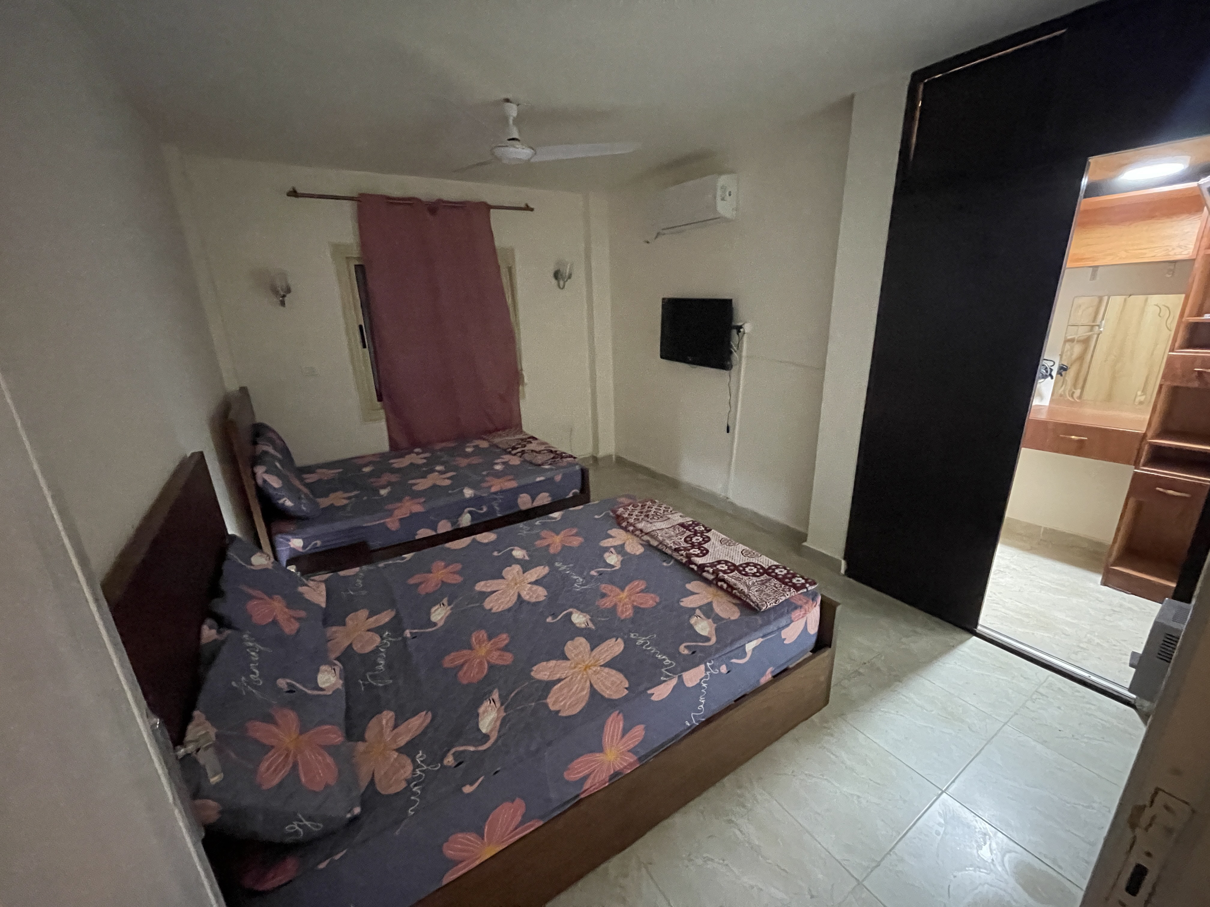 Renzo -   Property 869