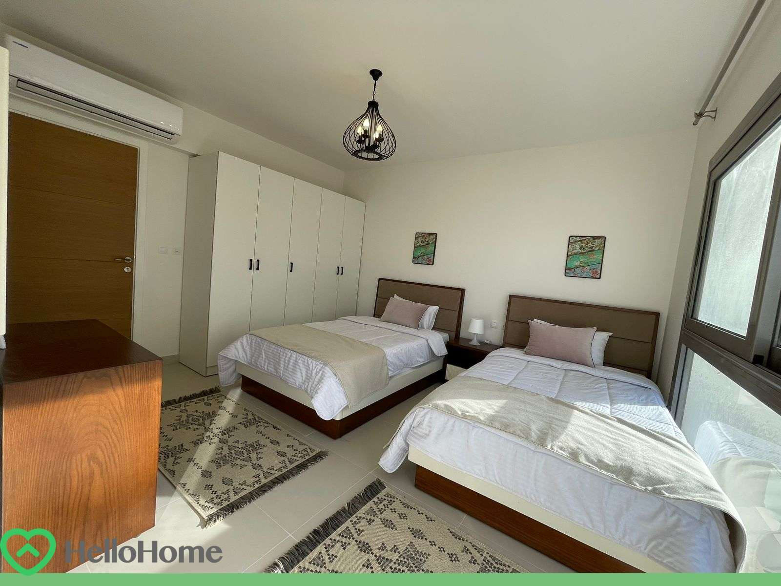 Renzo -   شالية 3 غرف فى مراسى للايجار