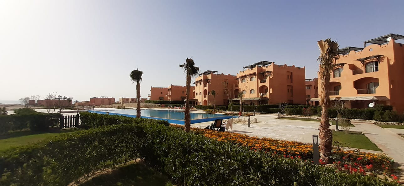 Renzo -   شاليه غرفة واحدة دور ارضي بحديقة خاصة