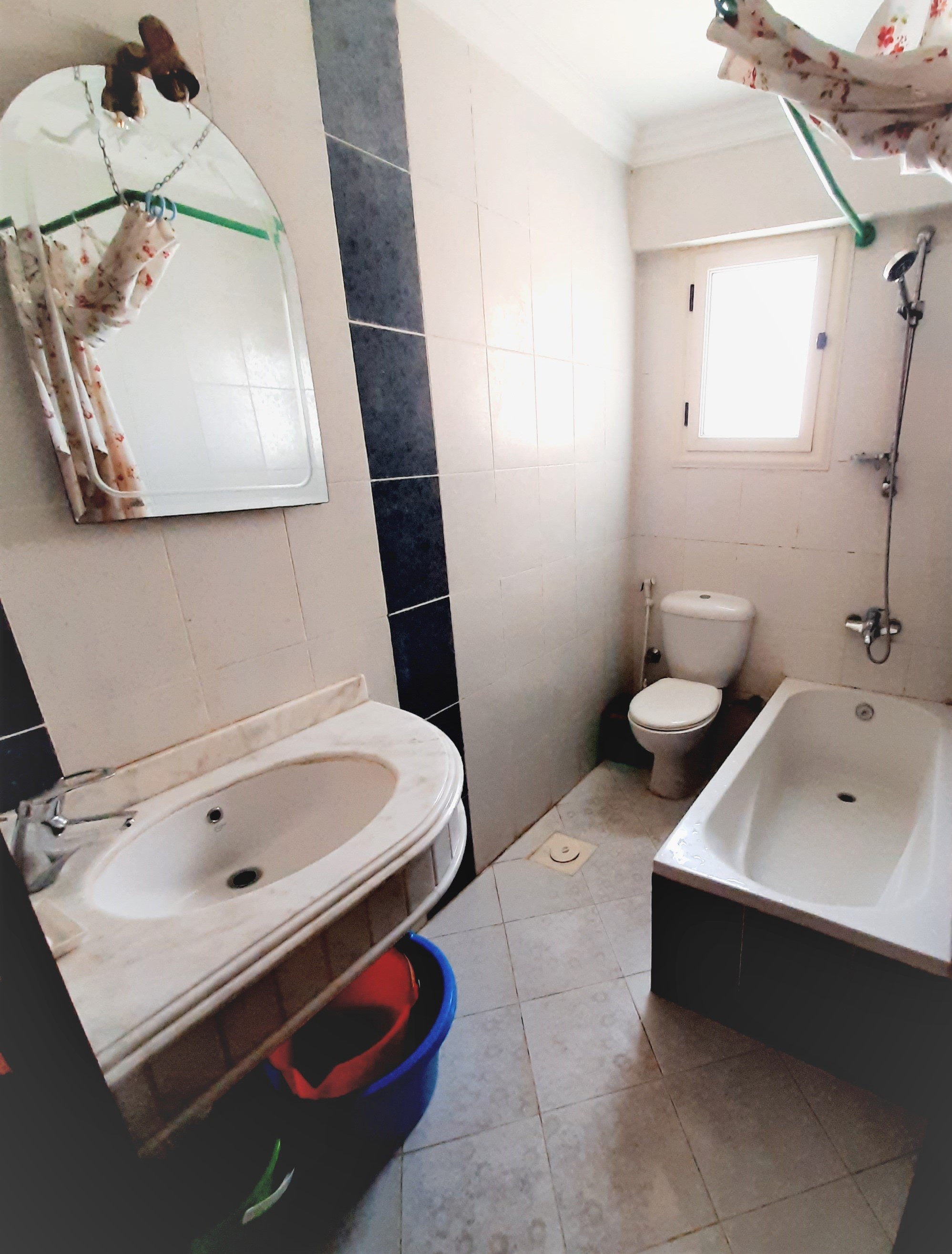 Renzo -   Property 127