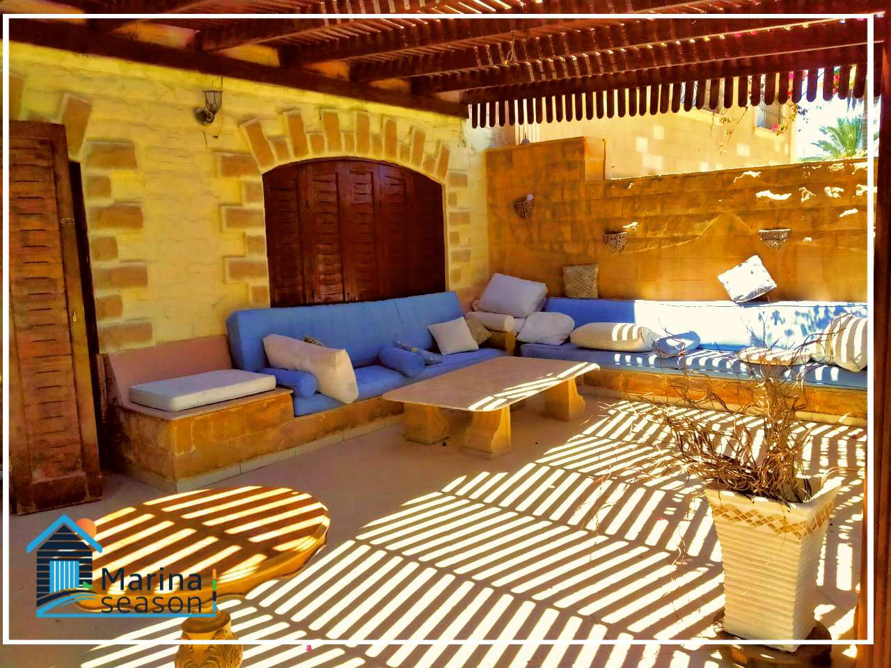 Renzo -   Property 77