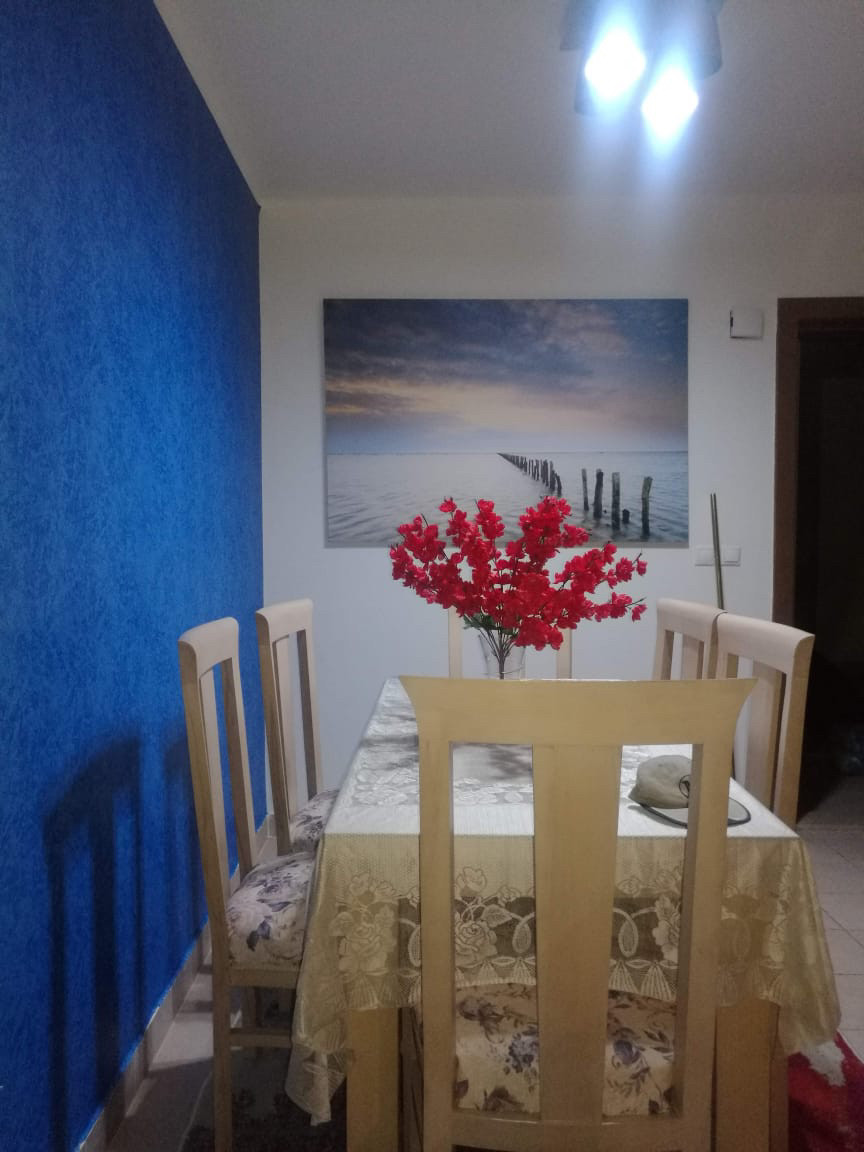 Renzo -   Property 805