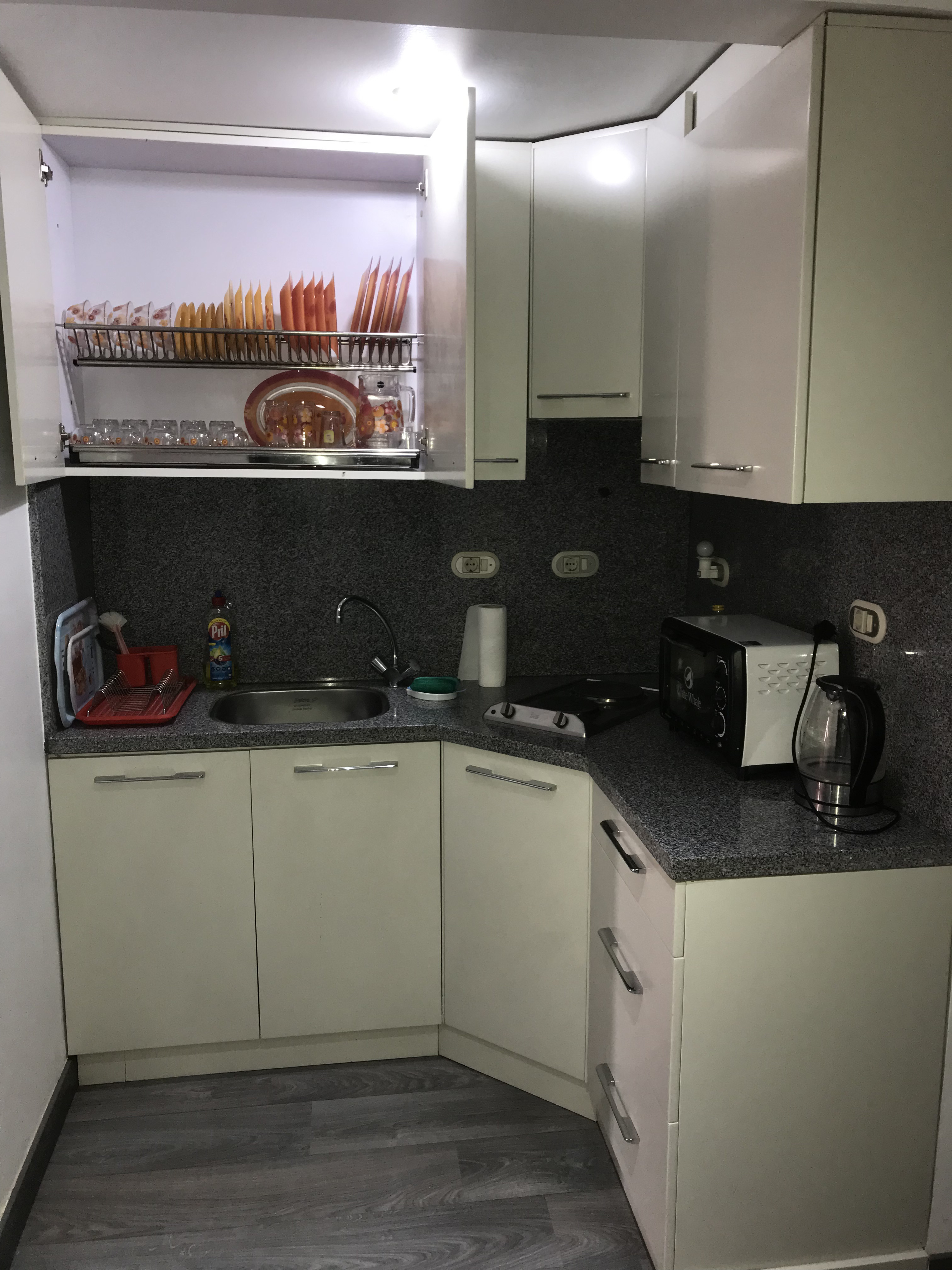 Renzo -   Property 305