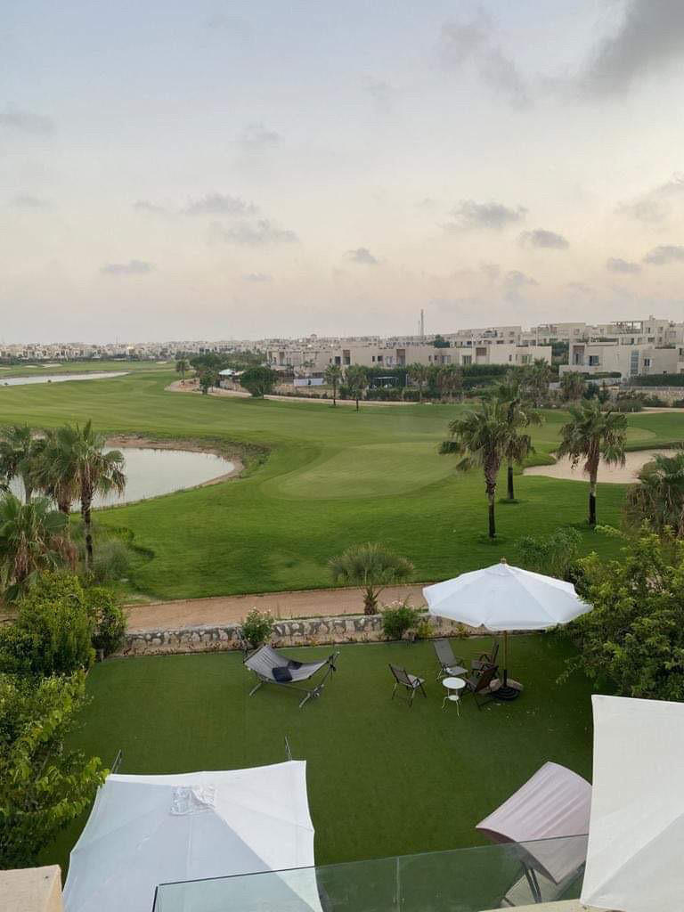 Renzo -   Property 376