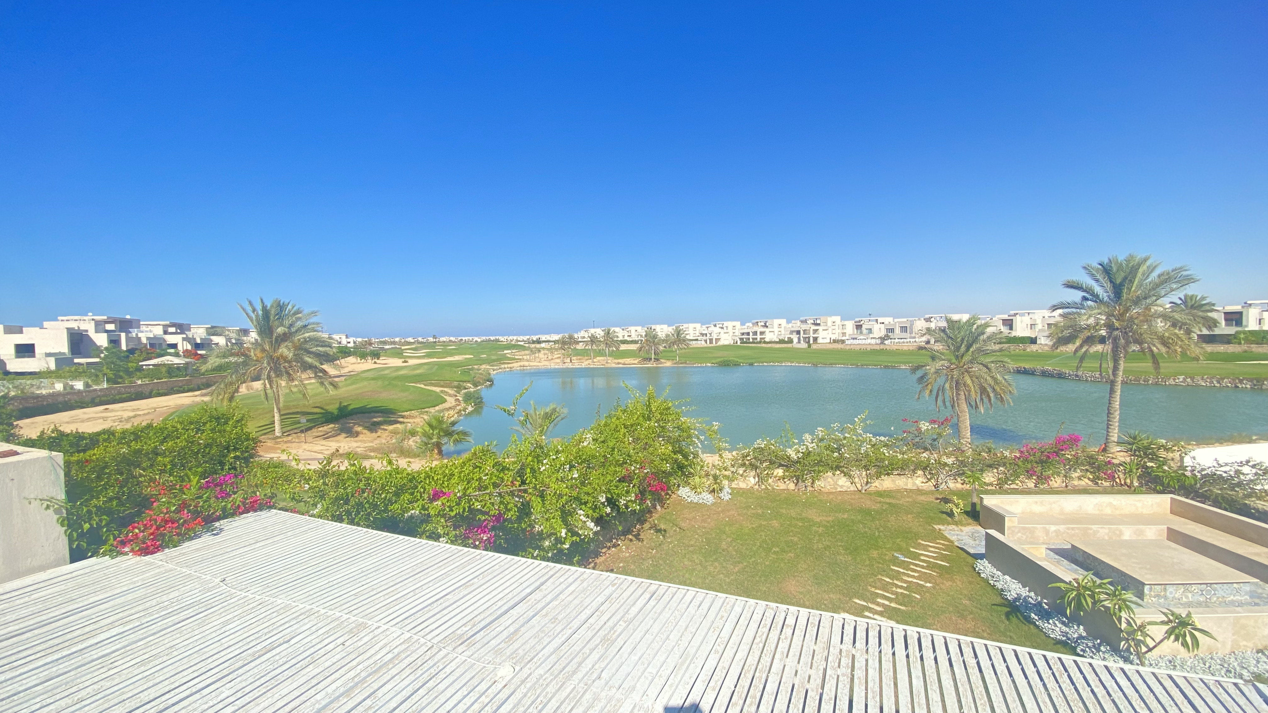 Renzo -   شالية للايجار فى هاسيندا باى