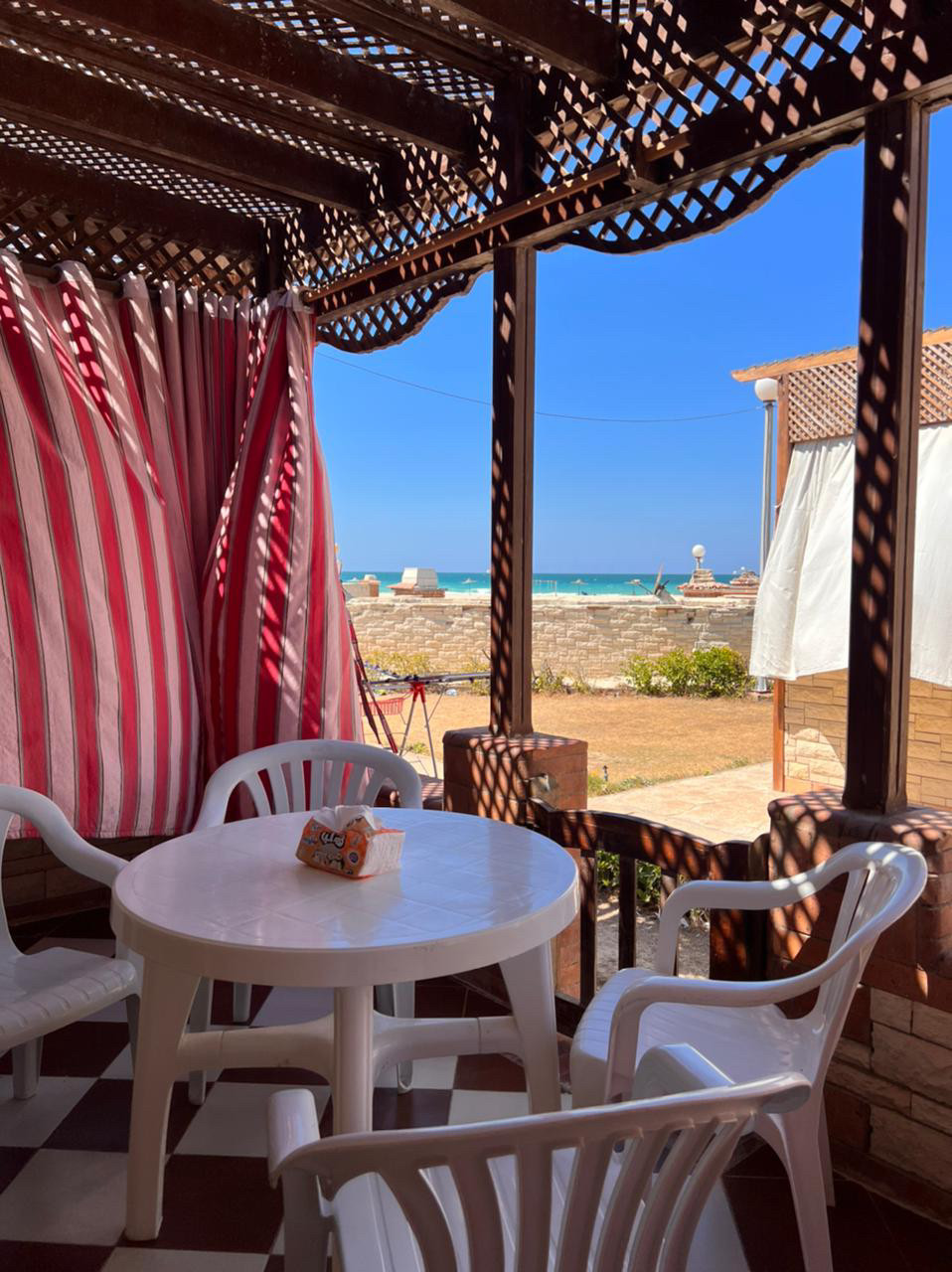 Renzo -   Property 825