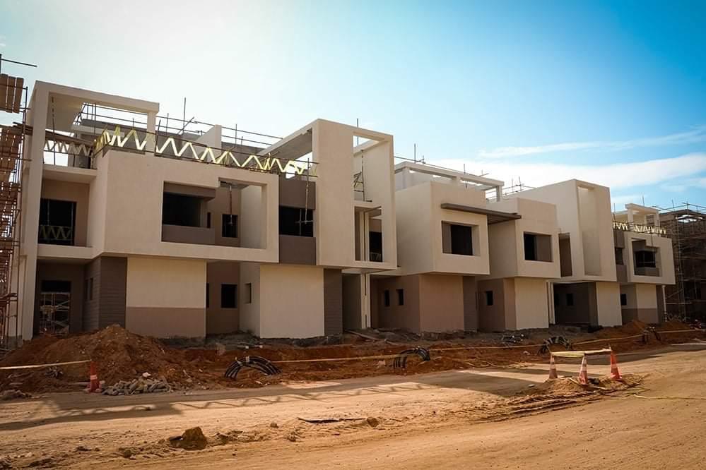 Town House - (in) 5TH Square - New Cairo - Fifth Settlement - 205 to 250 m²