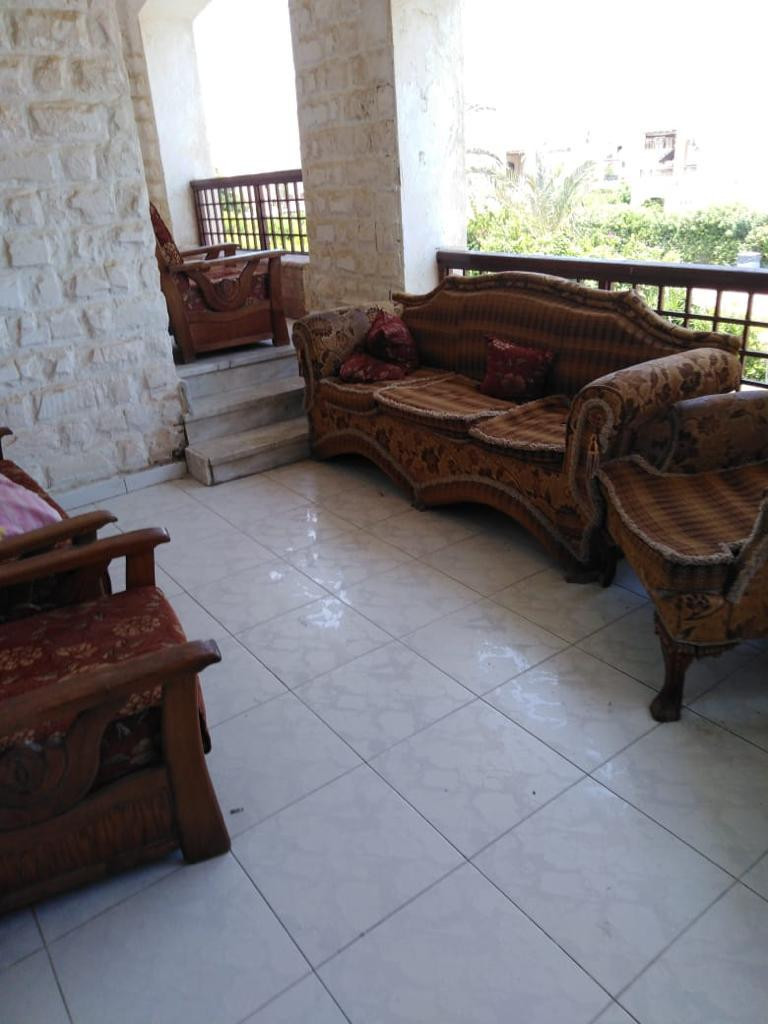 Renzo -   Property 95