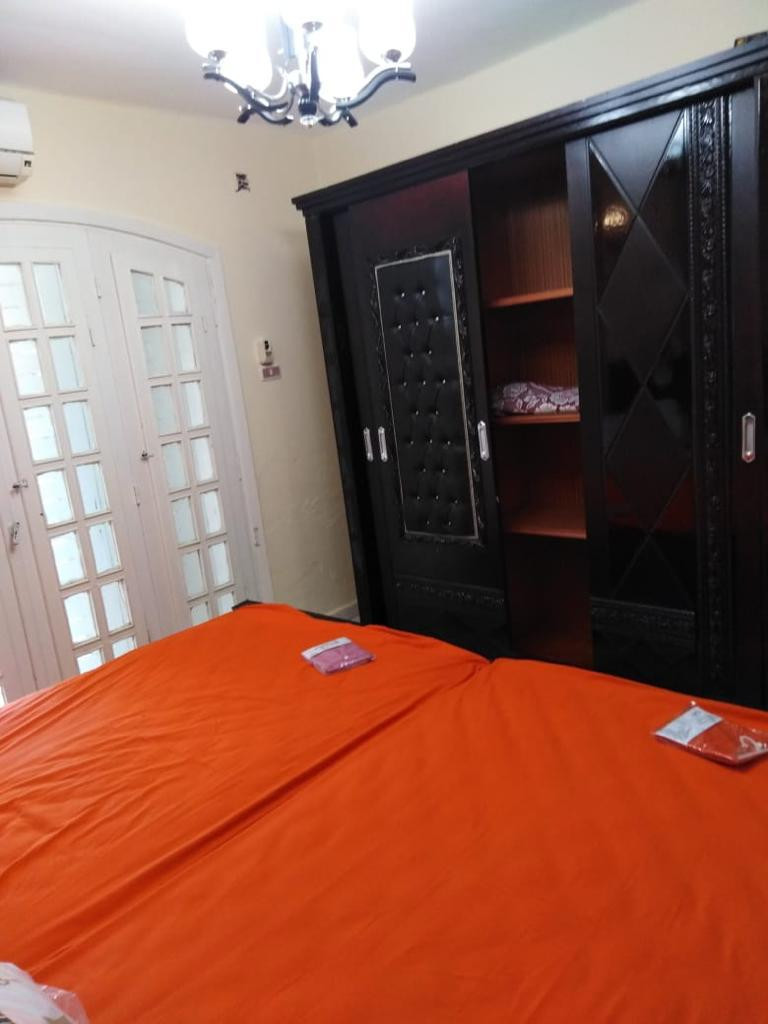 Renzo -   Property 95