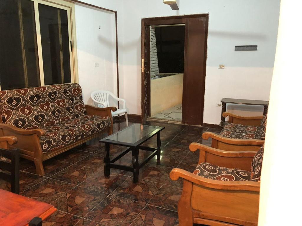 Renzo -   Property 96