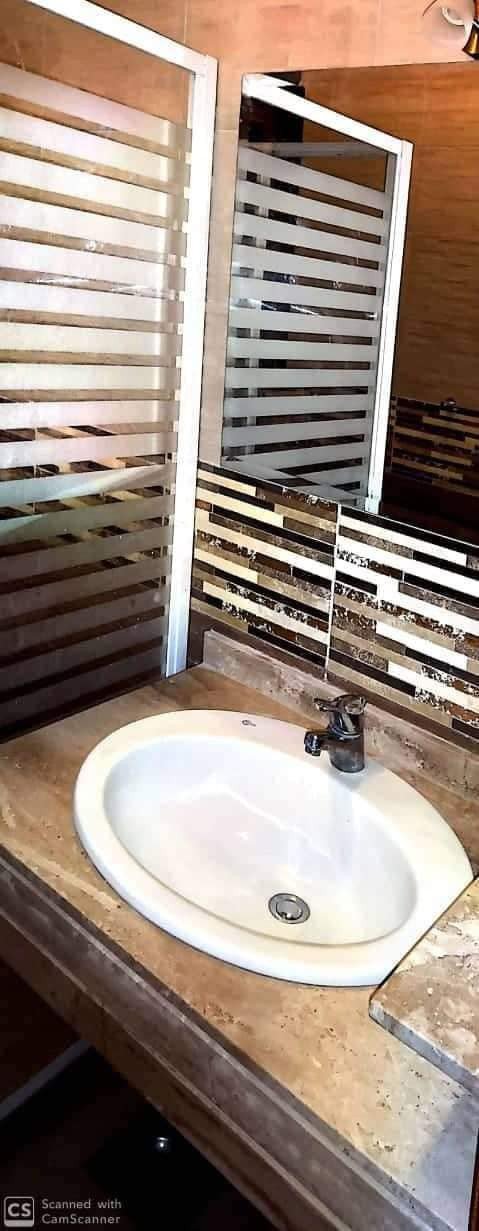 Renzo -   Property 144