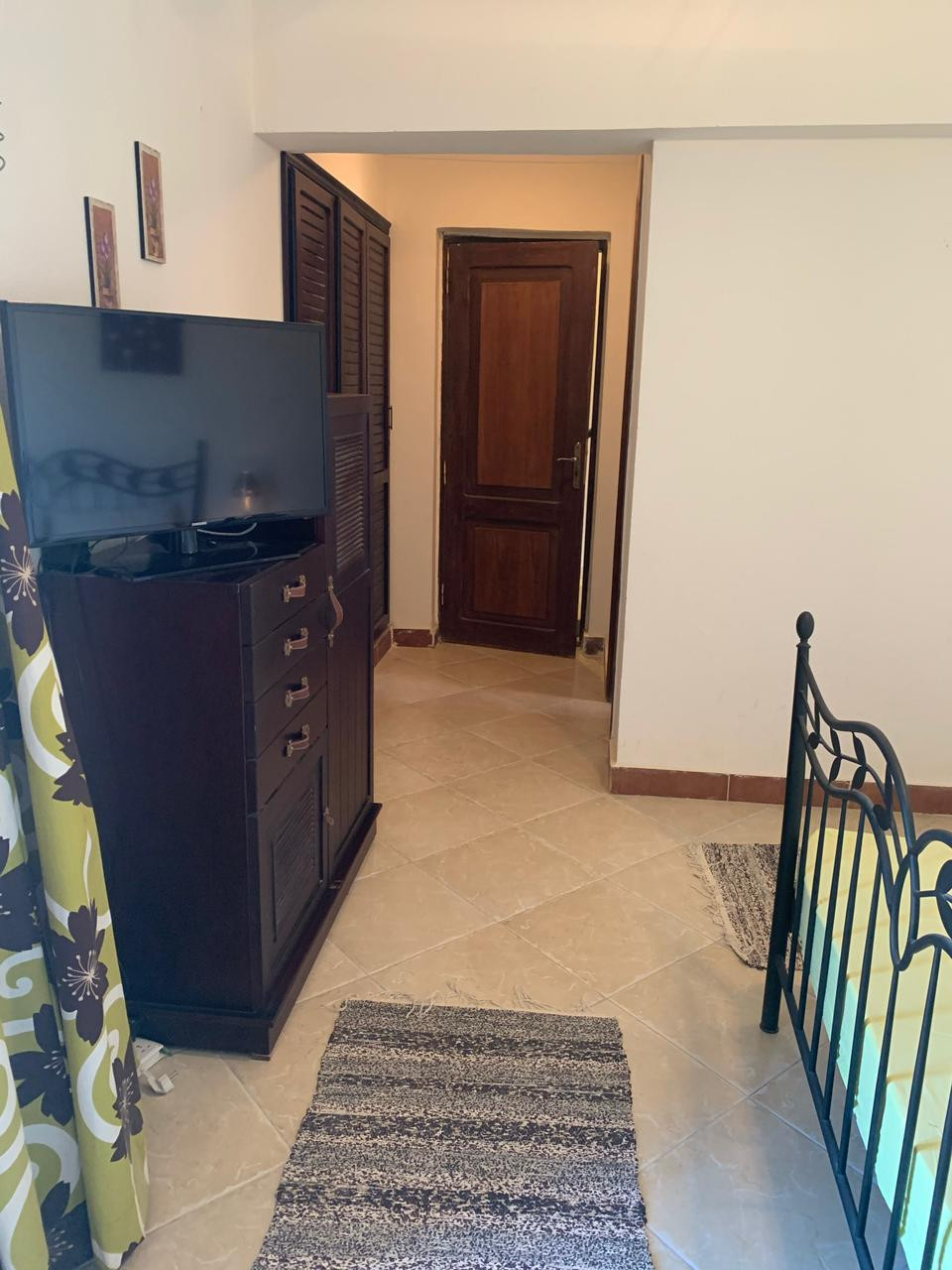 Renzo -   Property 157