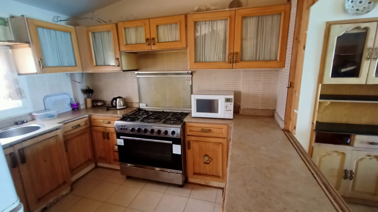 Renzo -   Property 158