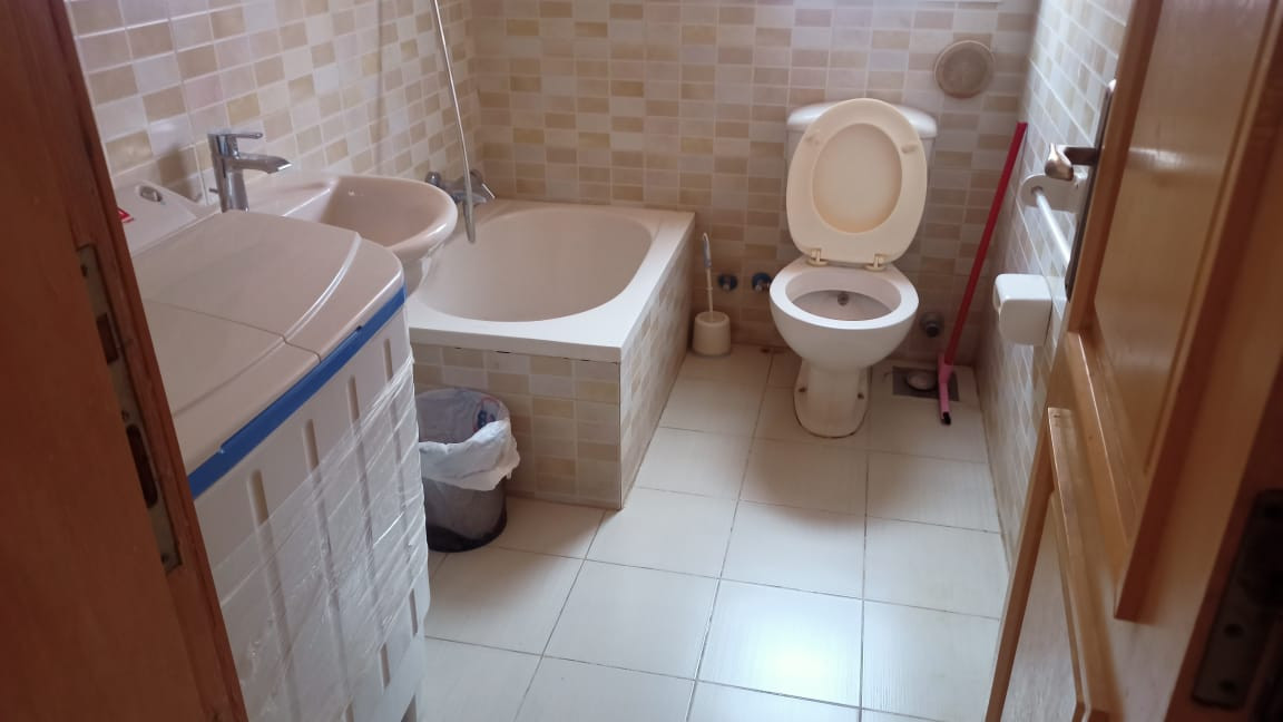 Renzo -   Property 158