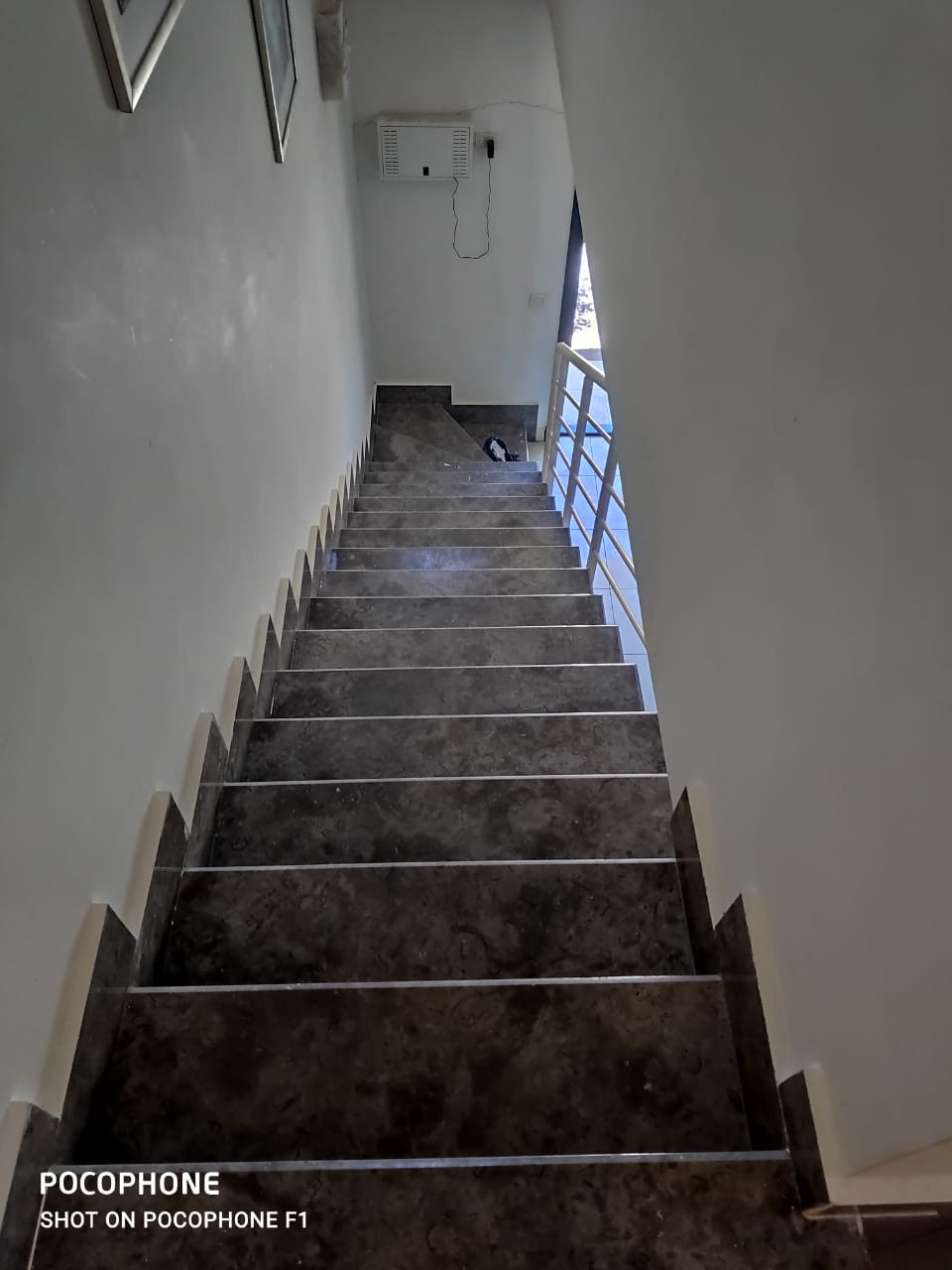 Renzo -   Property 159