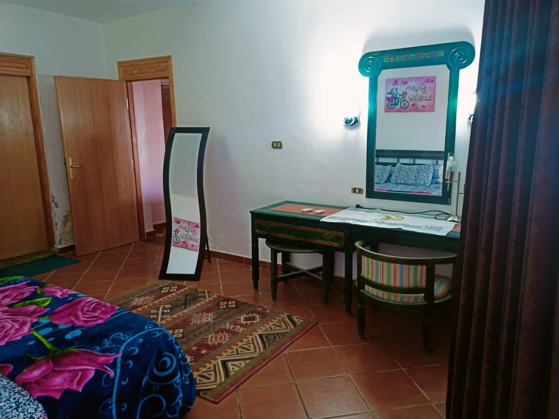 Renzo -   Property 163