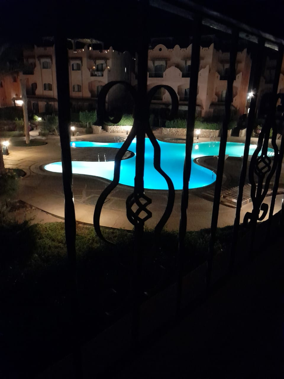 شاليه غرفتين في لاهاسيندا راس سدر فيو حمام السباحة