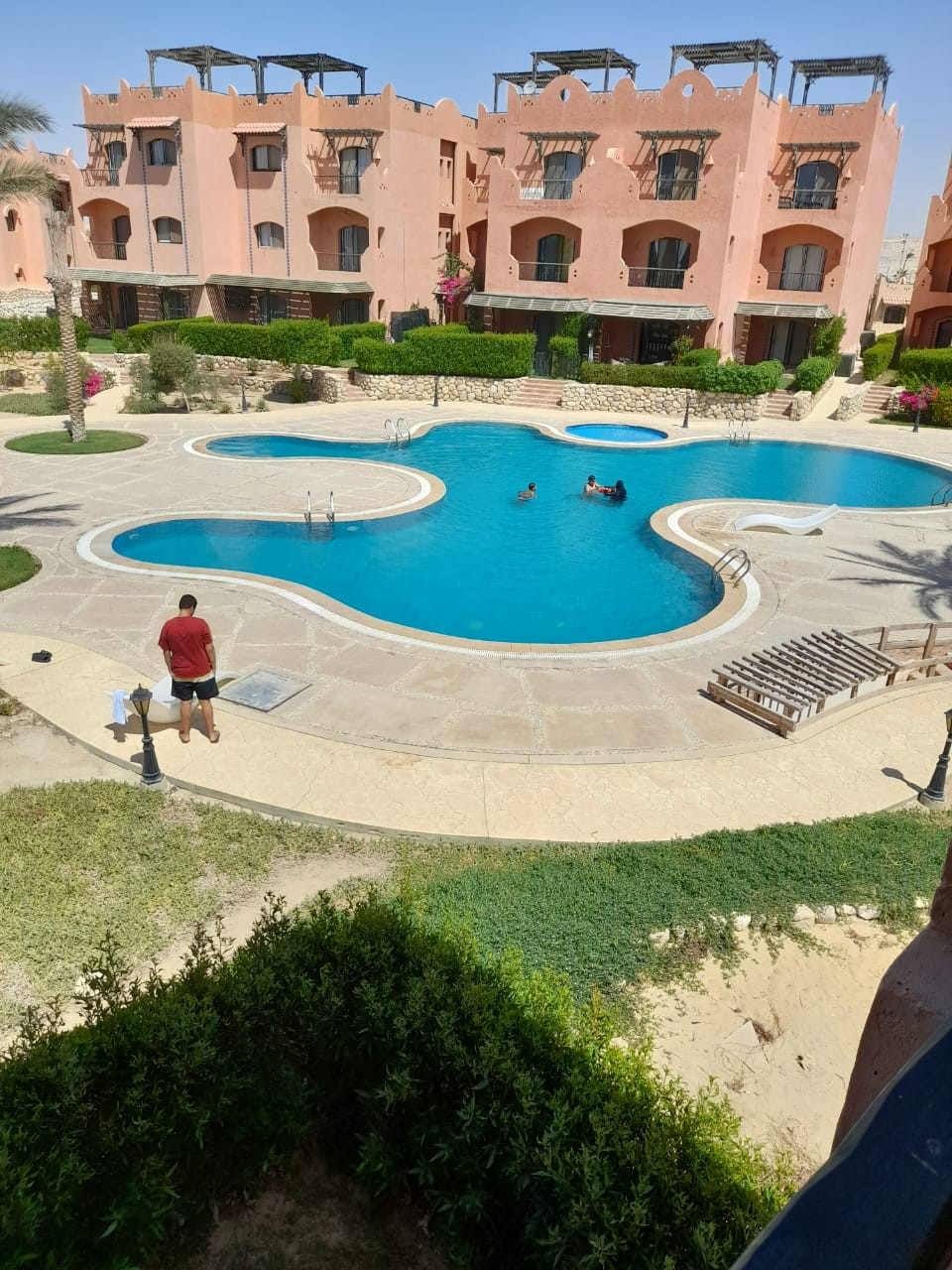 Renzo -   شاليه غرفتين في لاهاسيندا راس سدر فيو حمام السباحة