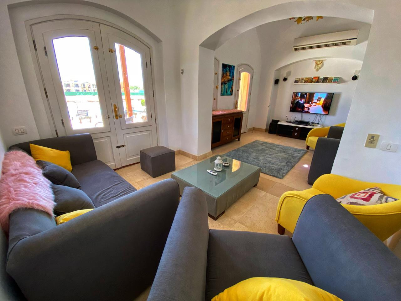 Renzo -   Property 190