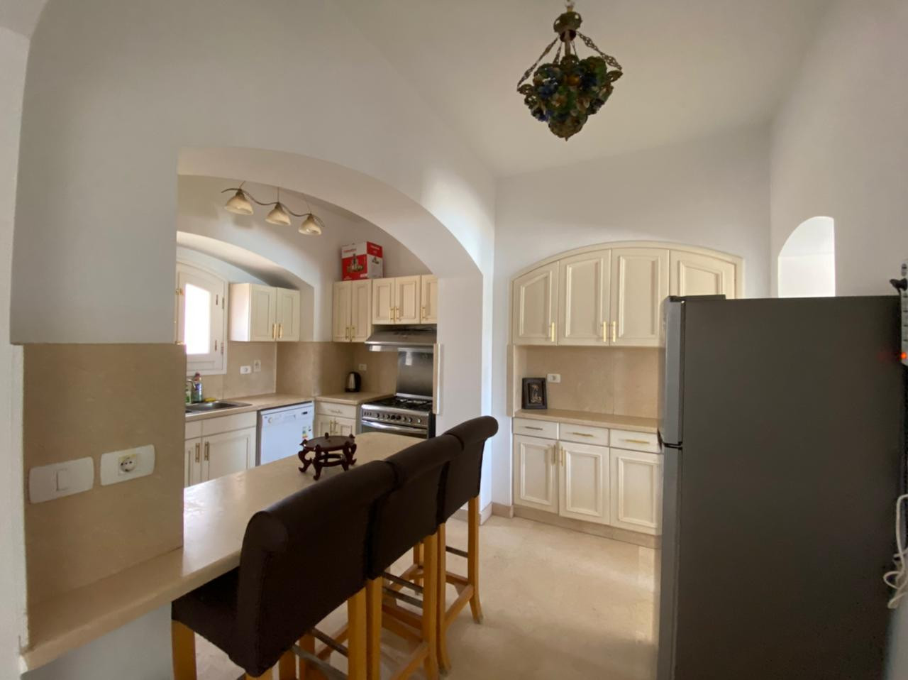 Renzo -   Property 190