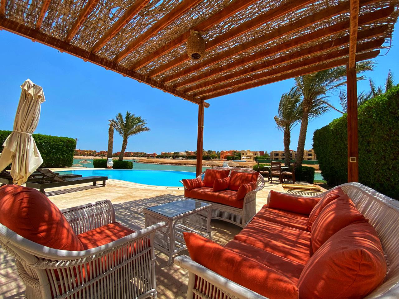 Renzo -   Property 190