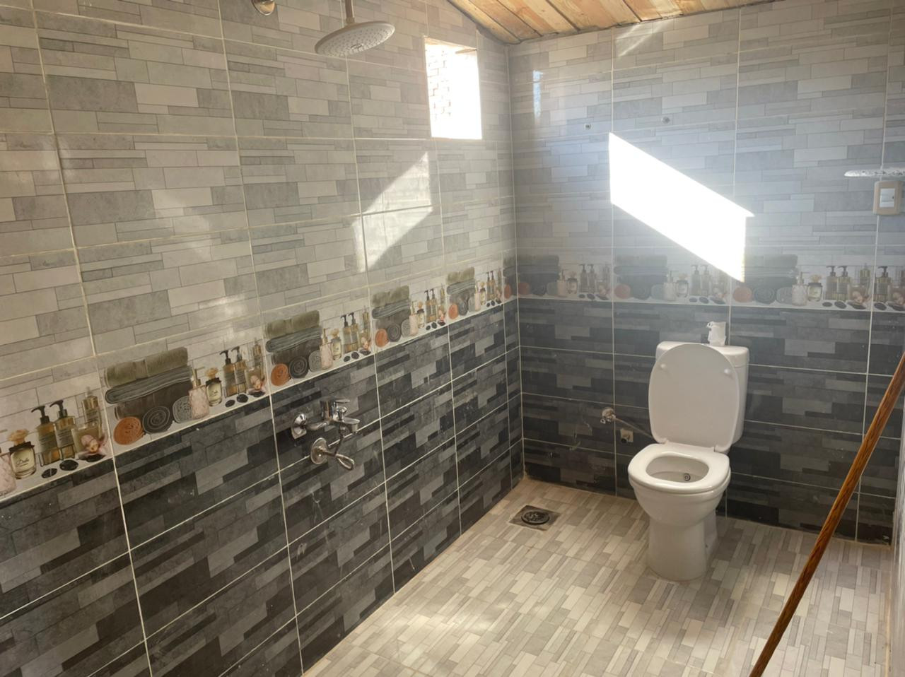 Renzo -   Property 199