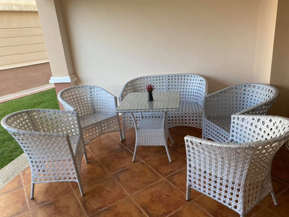 Renzo -   Property 215